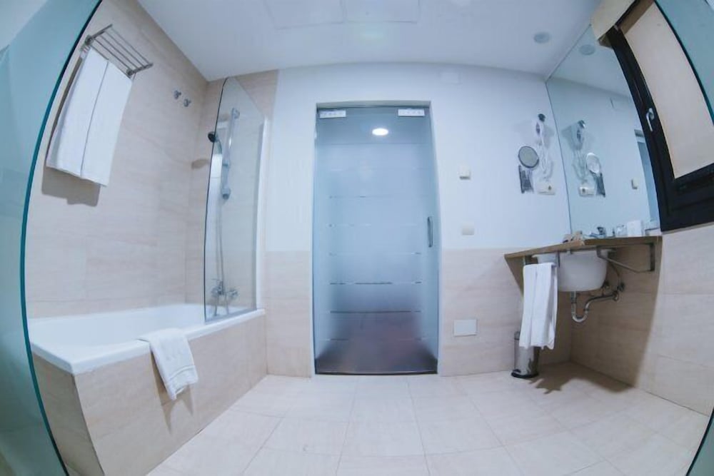 Фото Hotel Bodega El Juncal