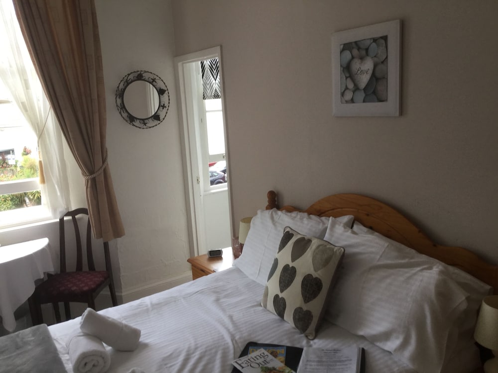 Фото Newburgh Guesthouse