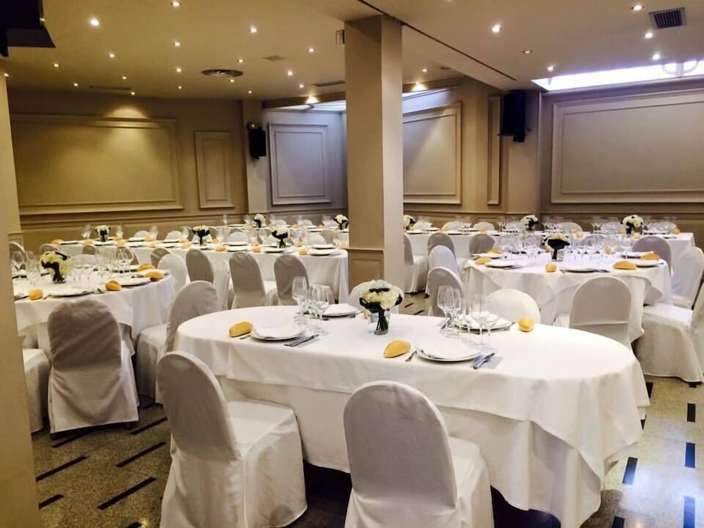 Фото Hotel Ciudad De Calahorra