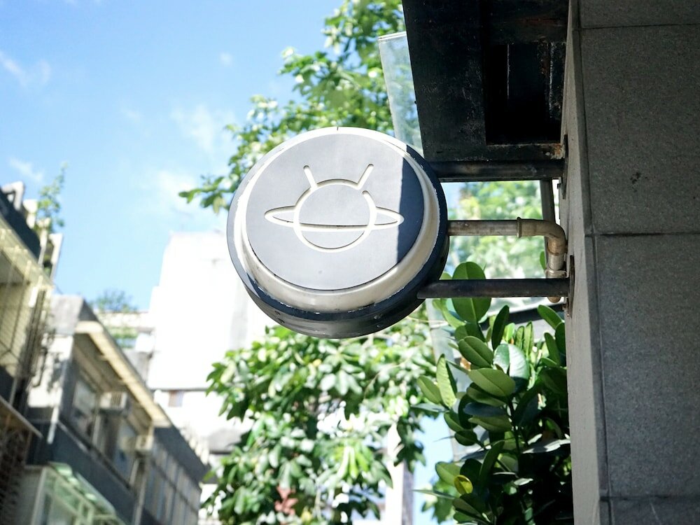 Фото Nihao Cafe Hotel