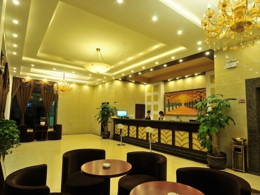 Фото GreenTree Inn Kunming Chenggong University City Hsr Station Shilin Street Express Hotel