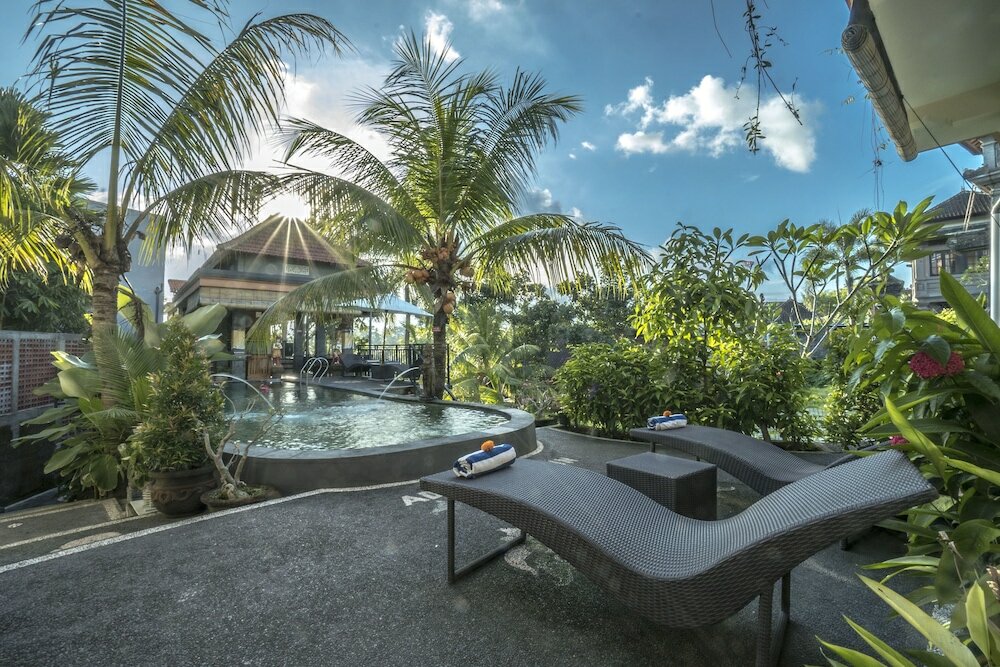 Фото Adi Bisma Inn by Mahaputra