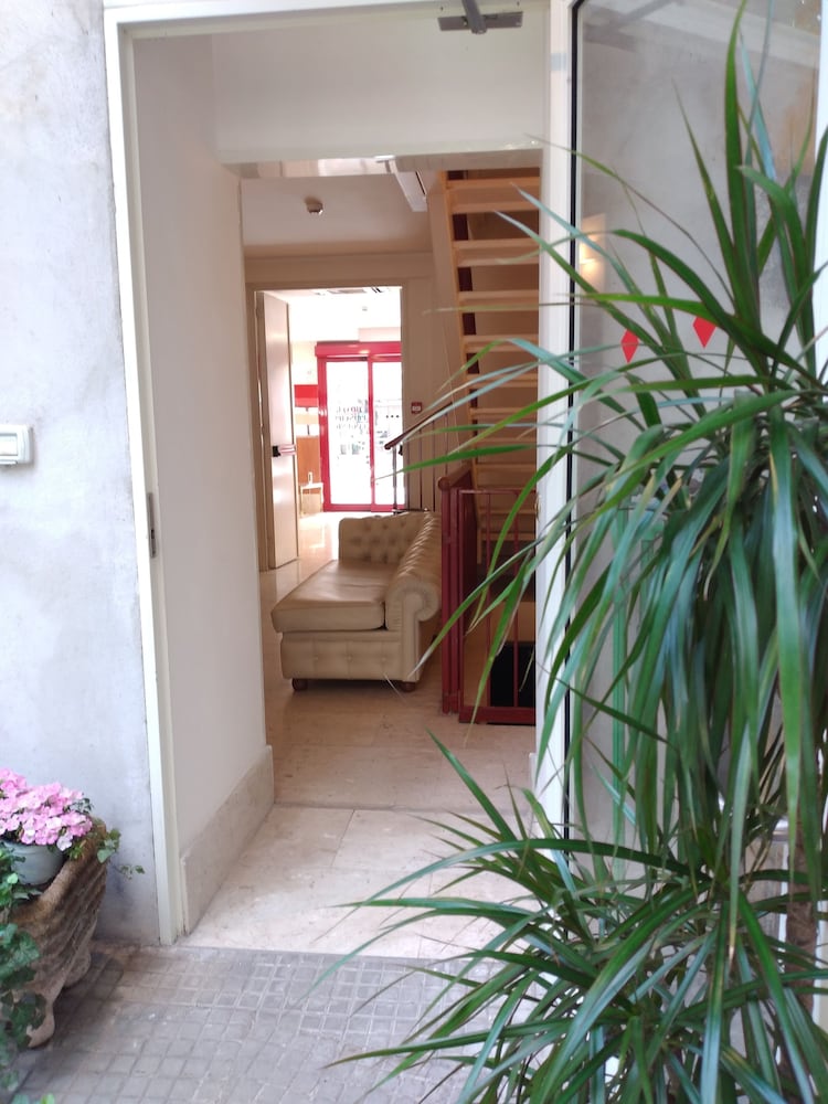 Фото Hotel Principe Eugenio