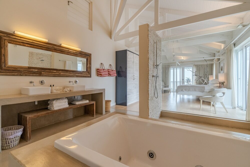 Фото Sea Five Boutique Hotel