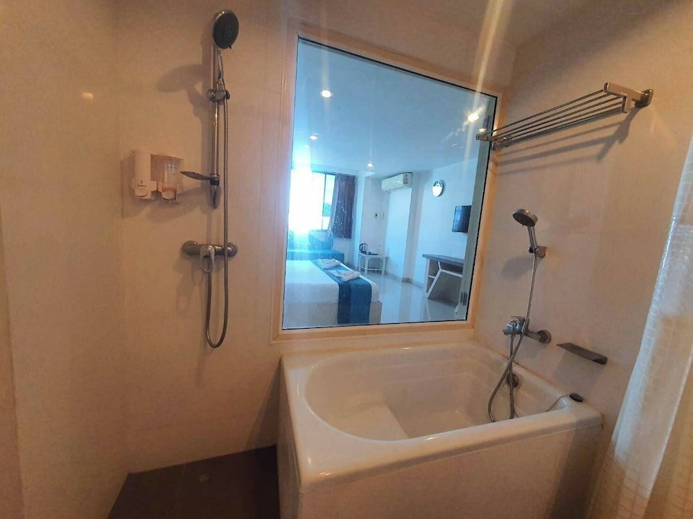 Фото The Pacific Cool Chic