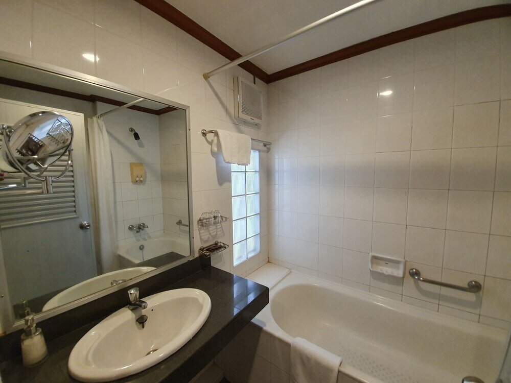 Фото Sakol Hotel