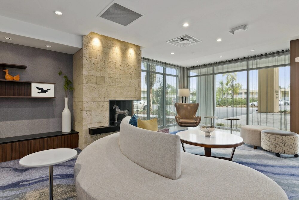 Фото Fairfield Inn & Suites by Marriott St Petersburg North