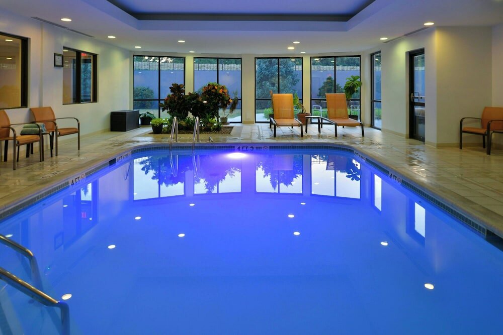 Фото Courtyard by Marriott Harrisburg Hershey