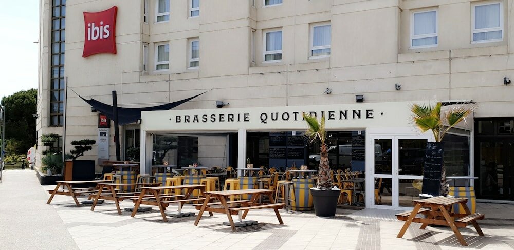 Фото ibis Montpellier Centre Polygone