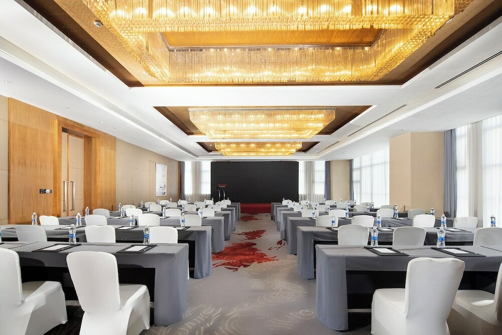 Фото Sheraton Wuxi Binhu Hotel