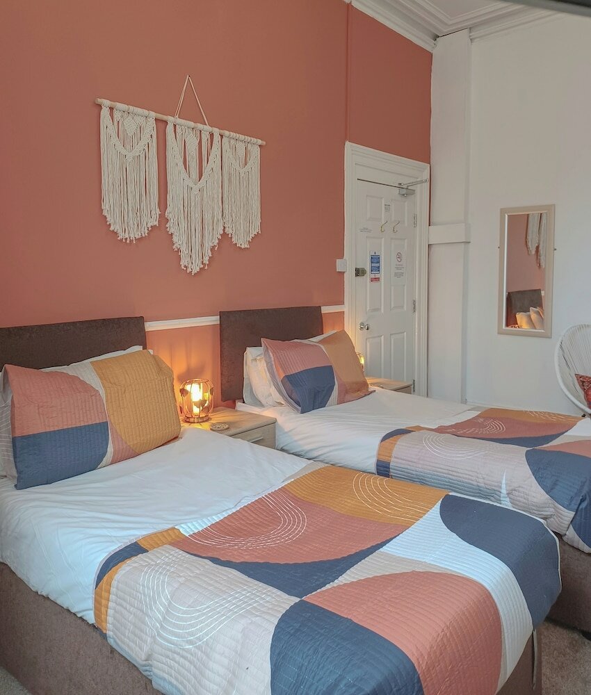 Фото The Chesterfield Guest House