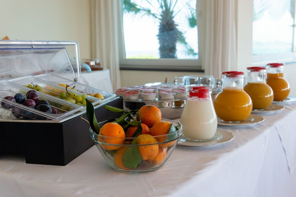 Фото Hotel Villa Ireos