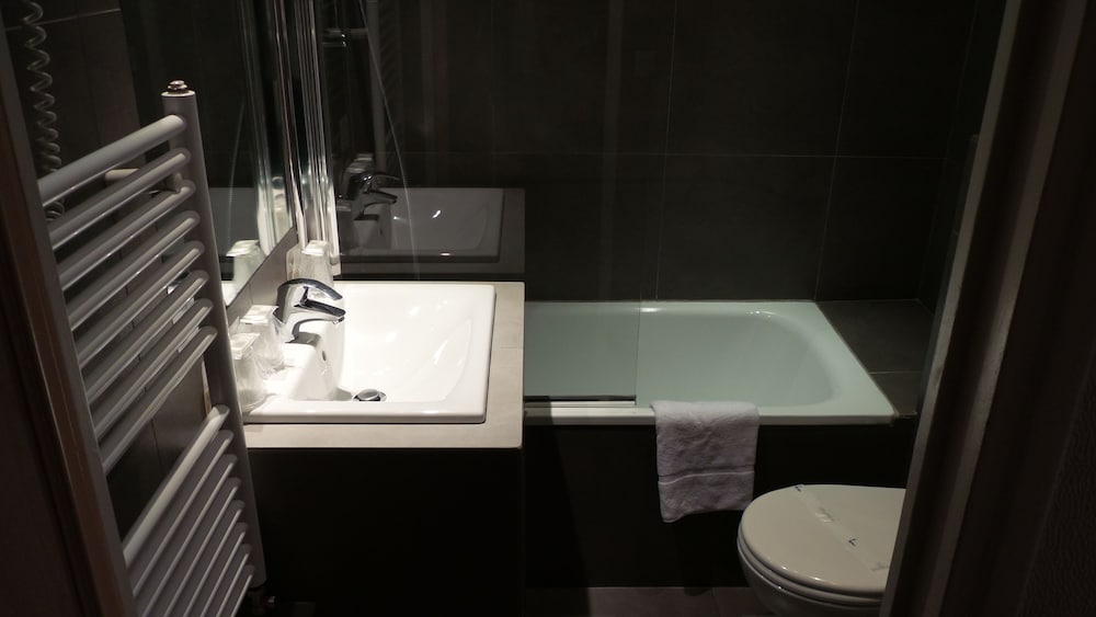 Фото Hotel Des Arenes