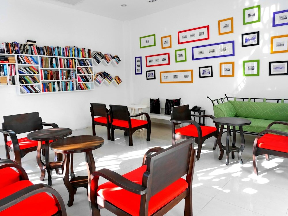 Фото The Old Phuket Karon Beach Resort