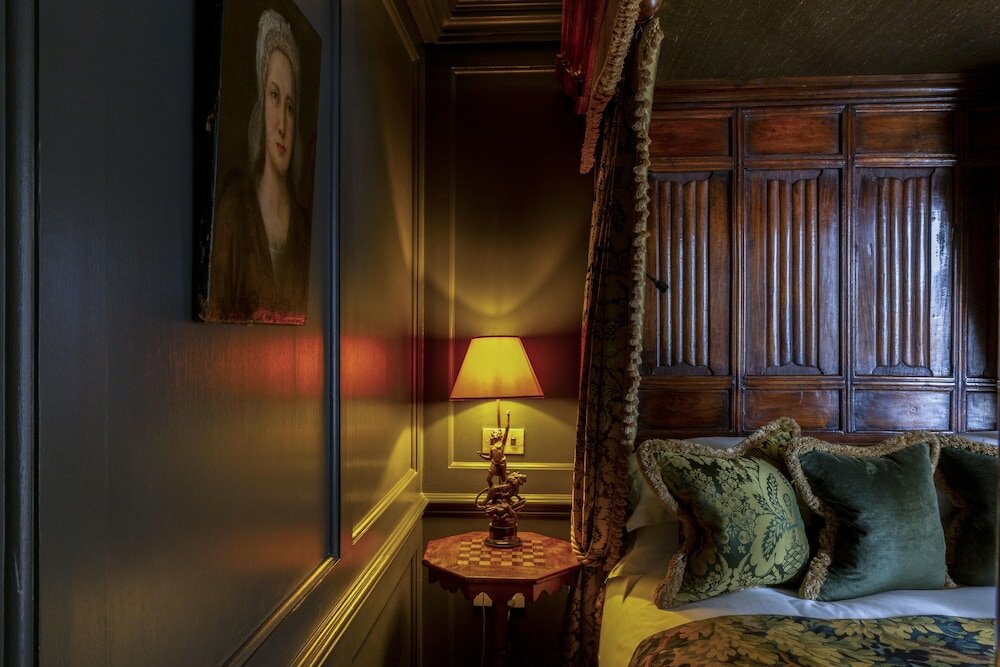 Фото Batty Langley's