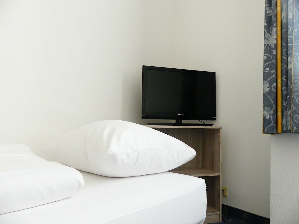 Фото Hotel Königshof The Arthouse