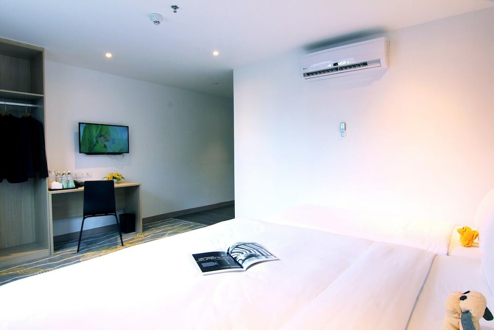 Фото Pacific Express Hotel Chinatown