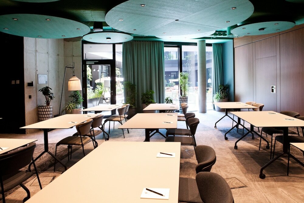 Фото Hotel Indigo Vienna – Naschmarkt, an Ihg Hotel