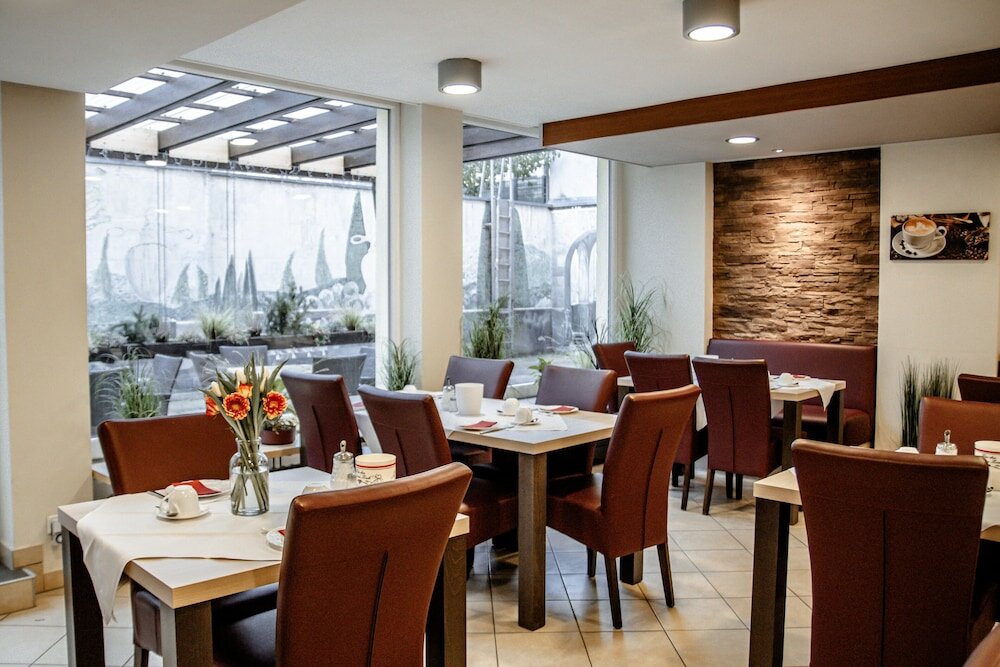 Фото Central Hotel Garni