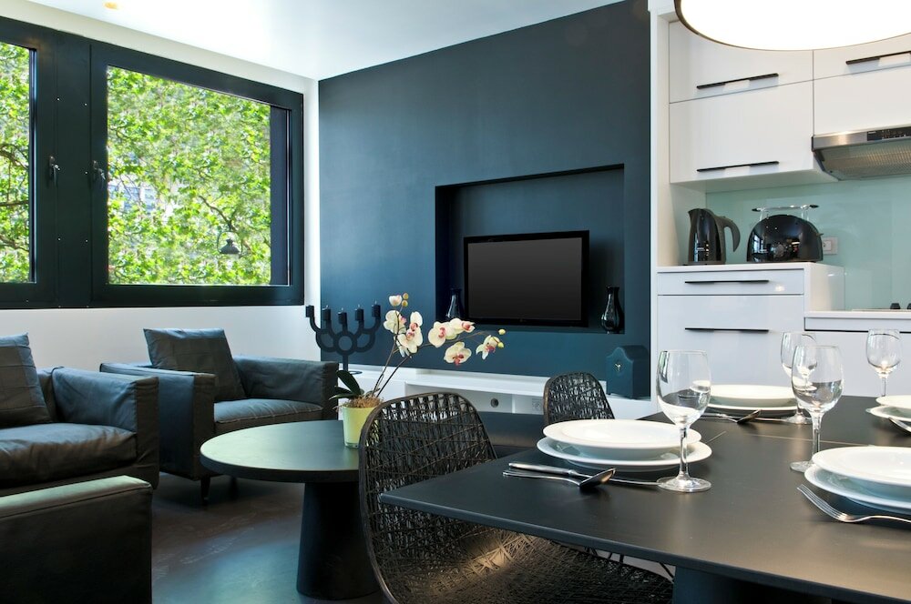 Фото B-aparthotel Regent