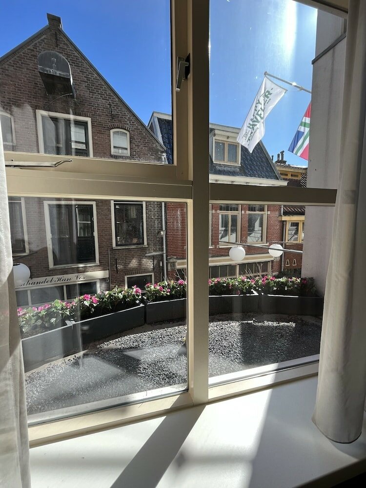 Фото The Happy Traveler