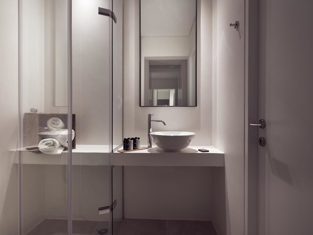 Фото Cavo Vezal - Adults Only