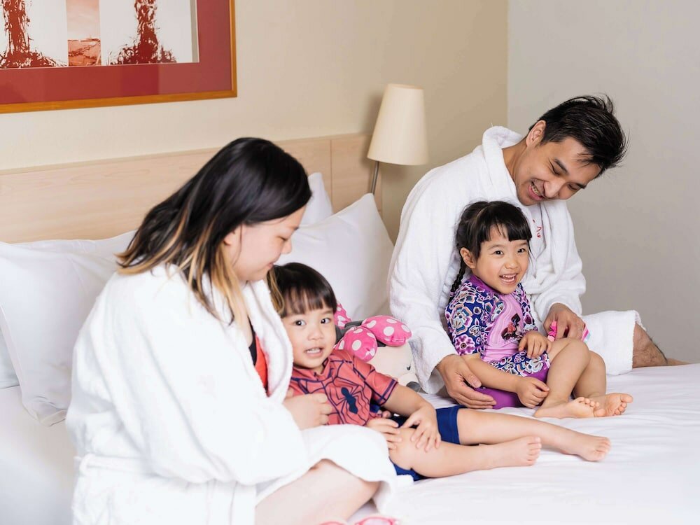 Фото Novotel Milton Keynes