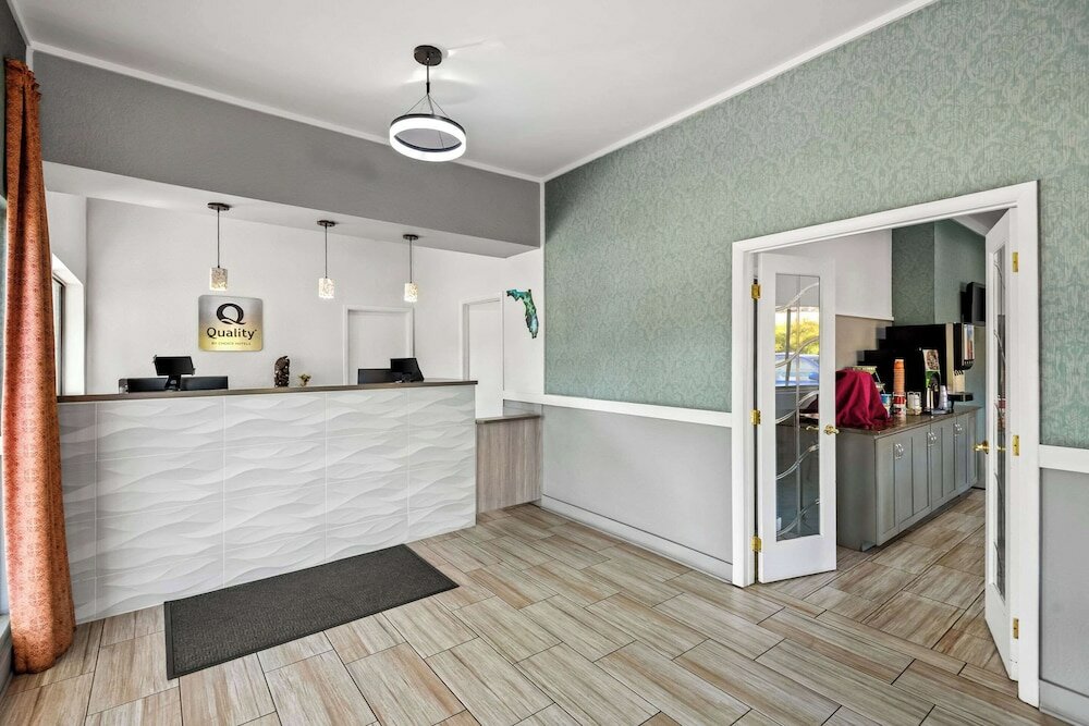 Фото Quality Inn near Blue Spring