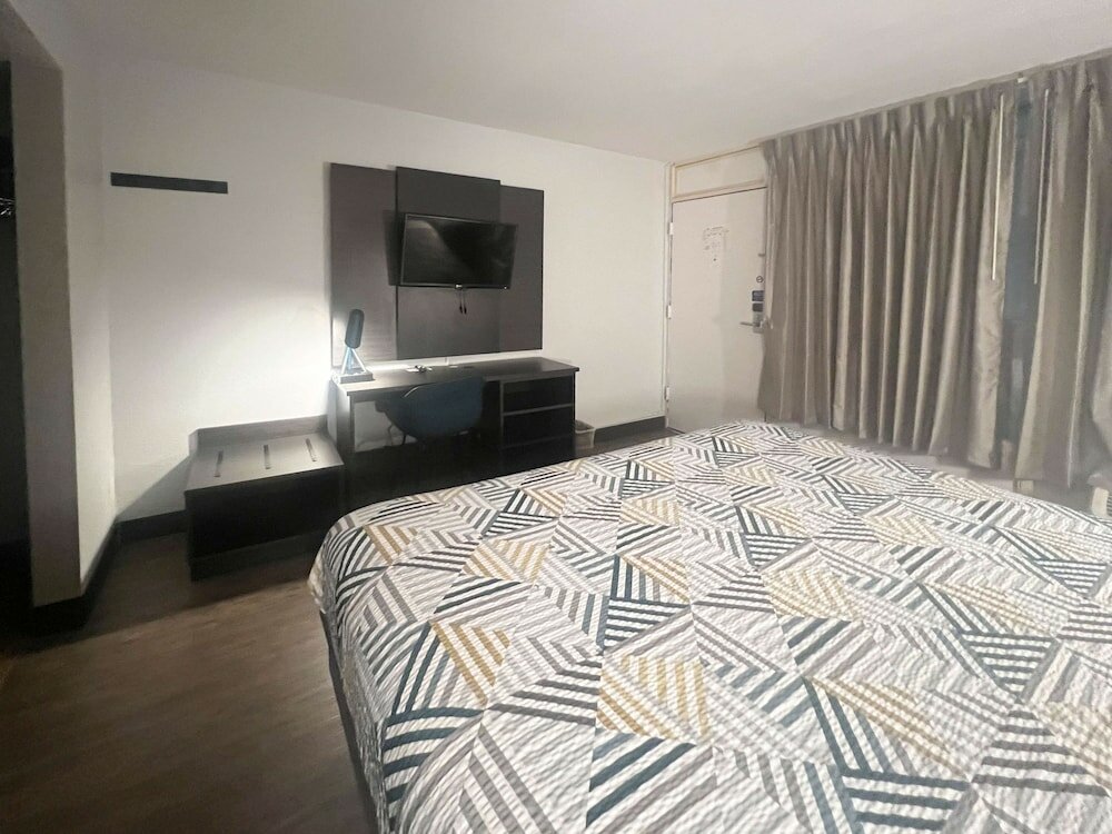 Фото Motel 6 Glendale, Az