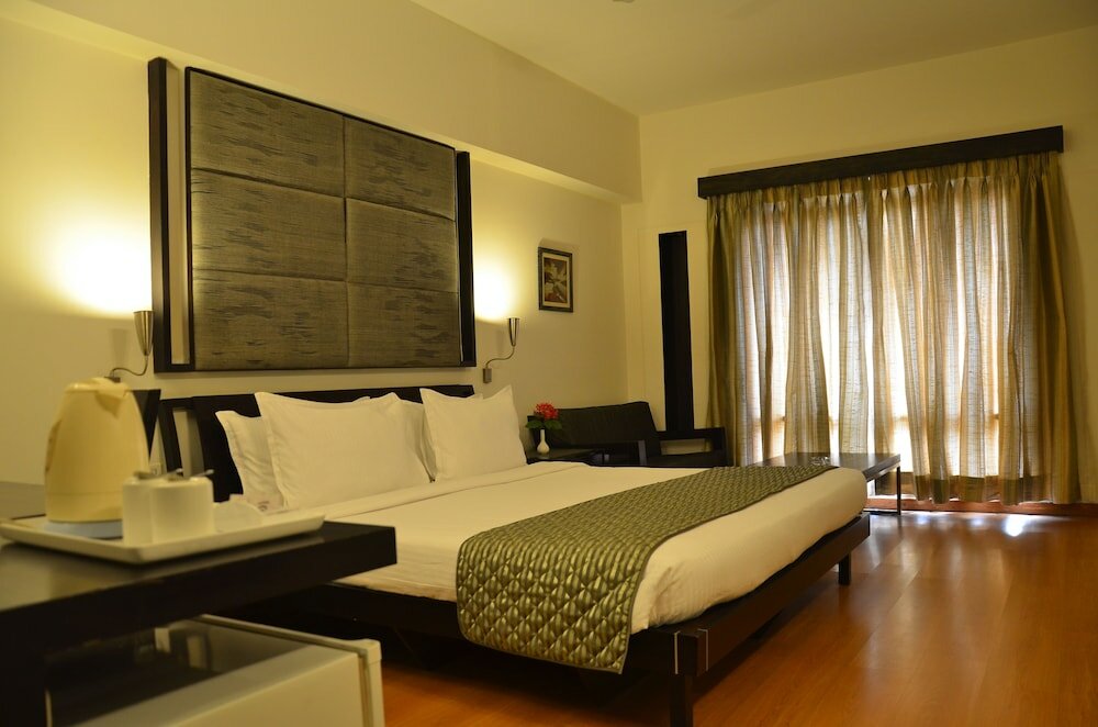 Фото отеля 2