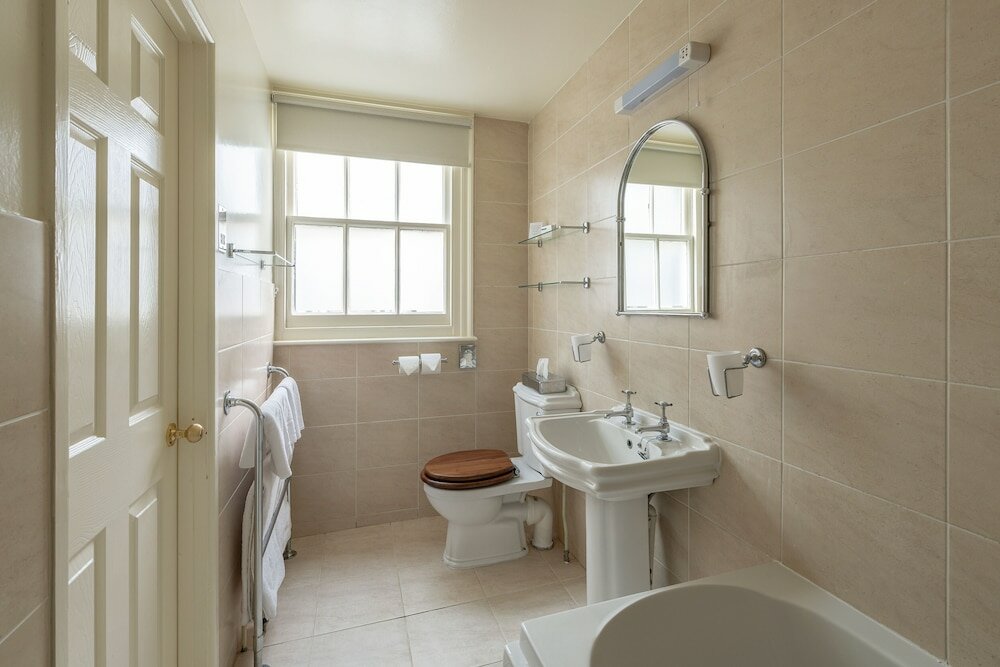 Фото The Royal Hotel