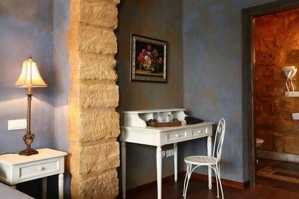 Фото La Casona de Calderón Gastronomic & Boutique Hotel