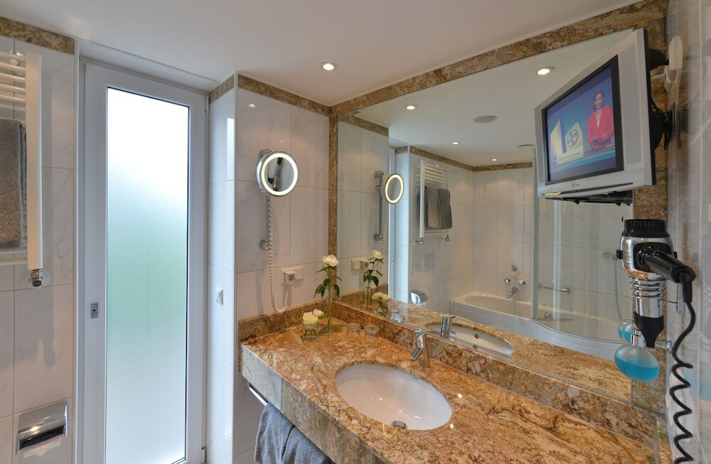 Фото Parkhotel Oberhausen