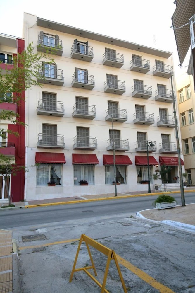 Фото Hotel Theoxenia Loutraki