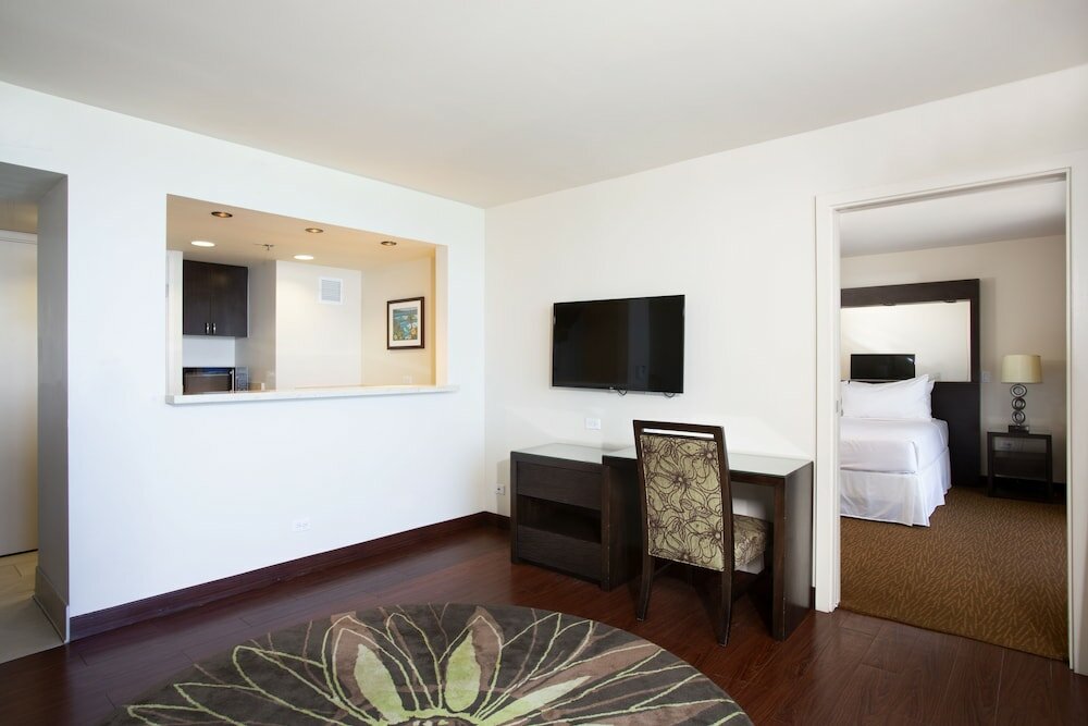 Фото Park Shore Waikiki