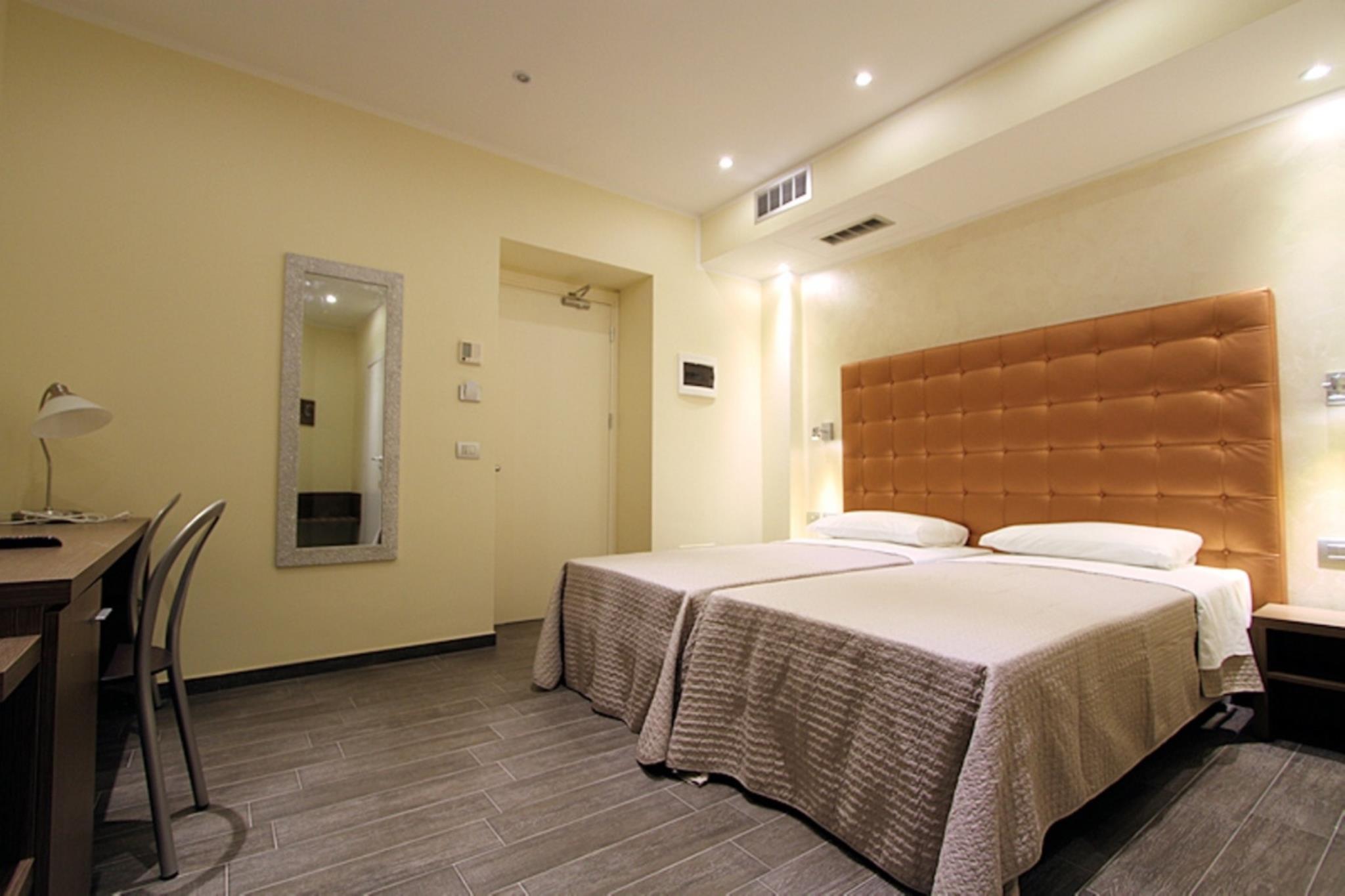 Фото Hotel La Madonnina