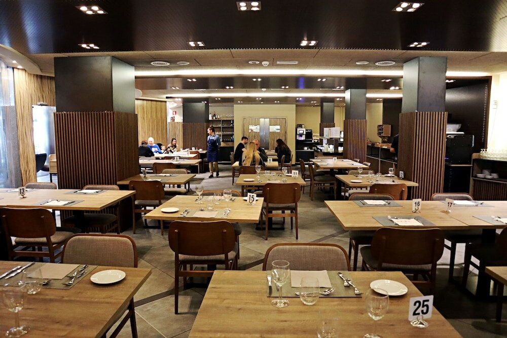 Фото Yomo Mola Park