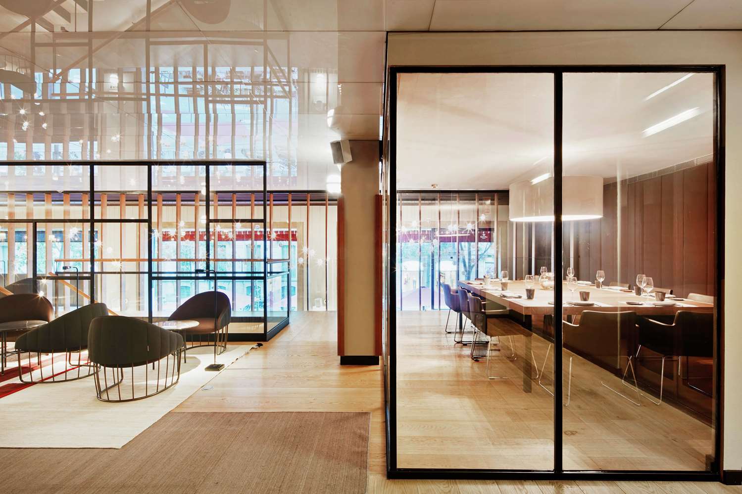 Фото Alexandra Barcelona Hotel, Curio Collection by Hilton