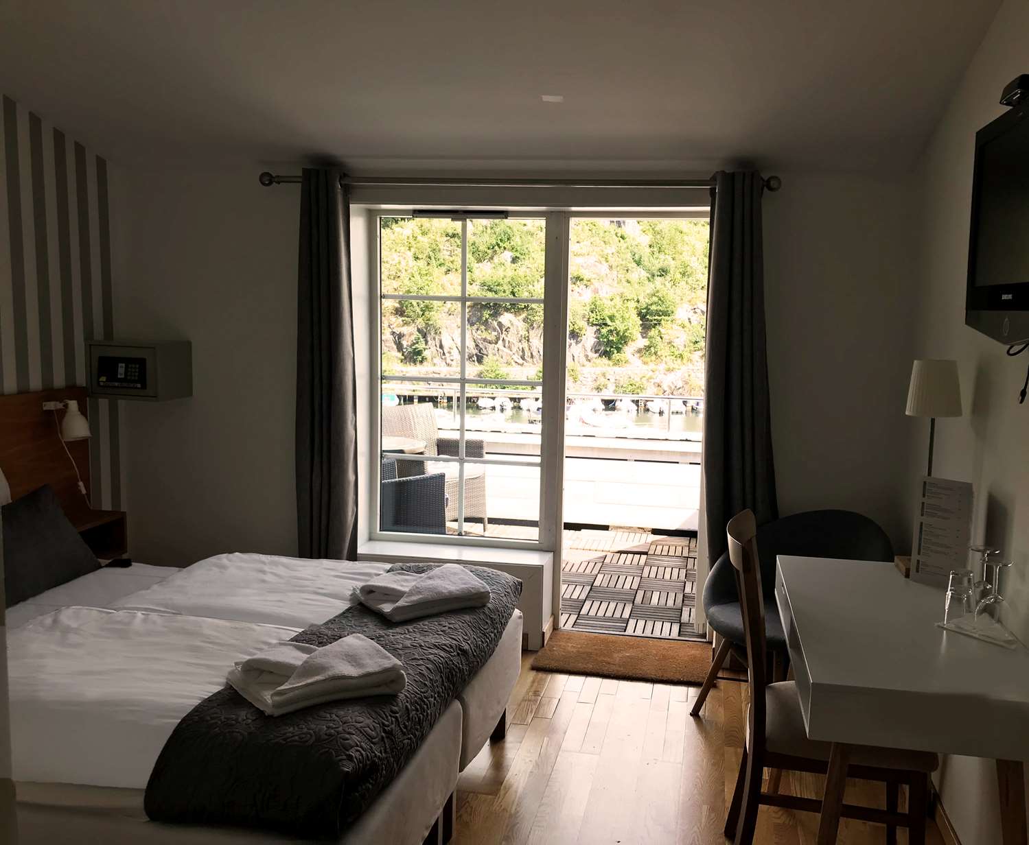 Фото Tvedestrand Fjordhotell