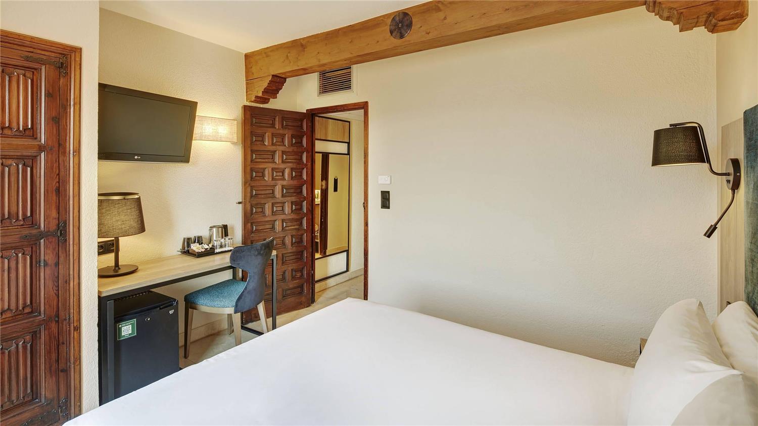 Фото Hotel Sercotel Alfonso VI