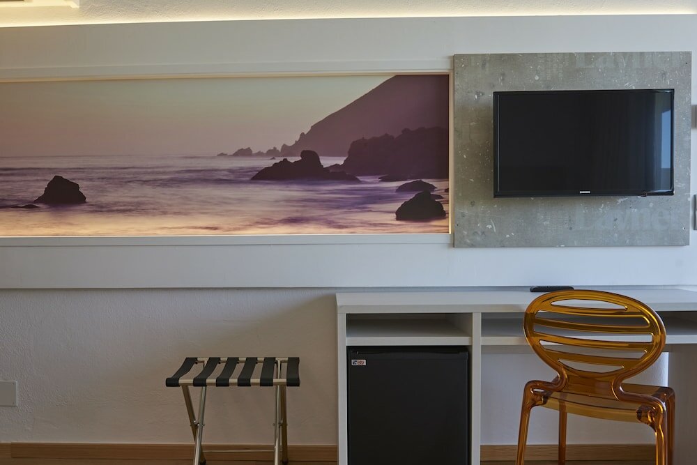 Фото Hotel Abrat