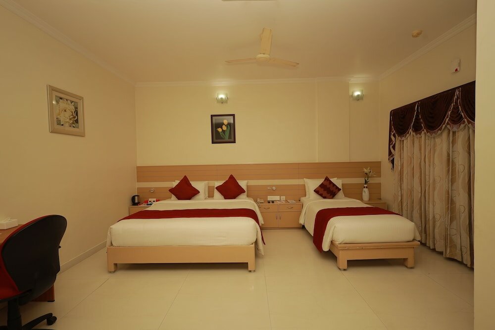 Фото Hotel Dsf GRand PLazas