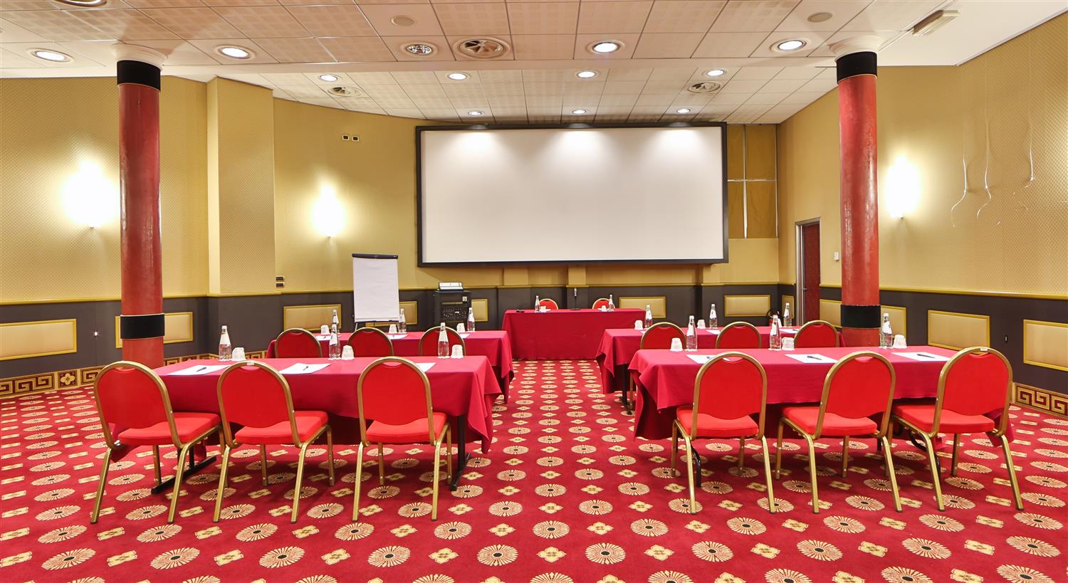 Фото Concorde Hotel