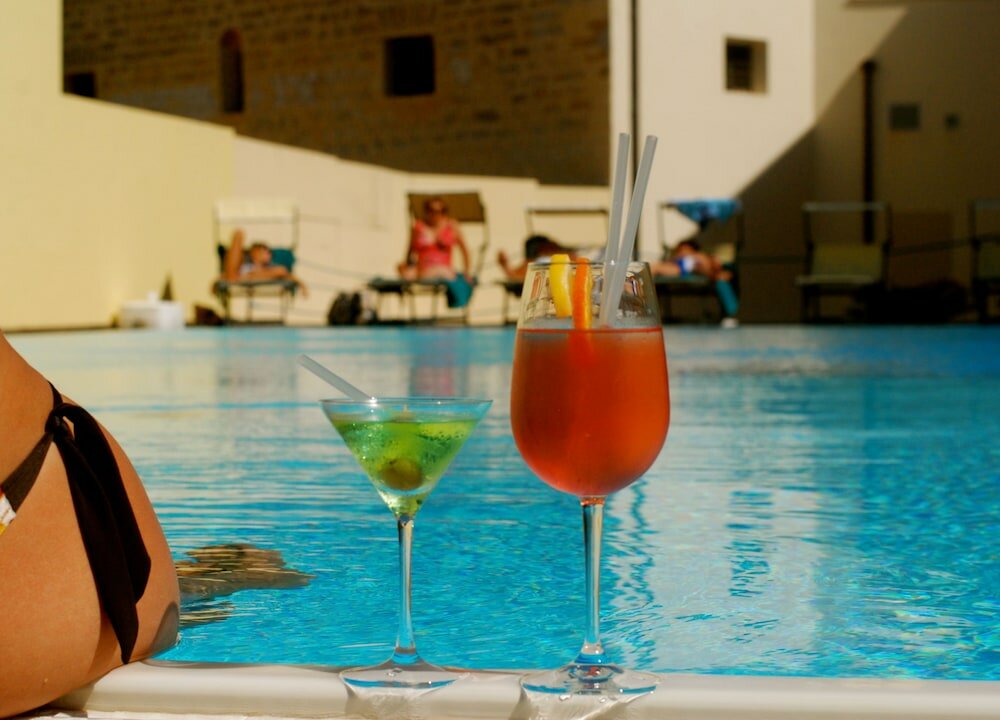 Фото Mahara Hotel & Wellness