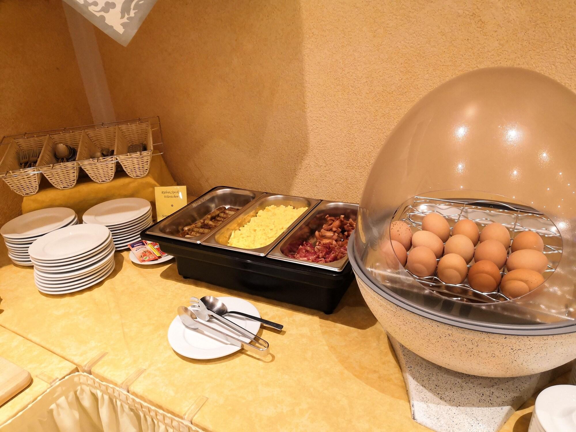 Фото Hotel Fantasie