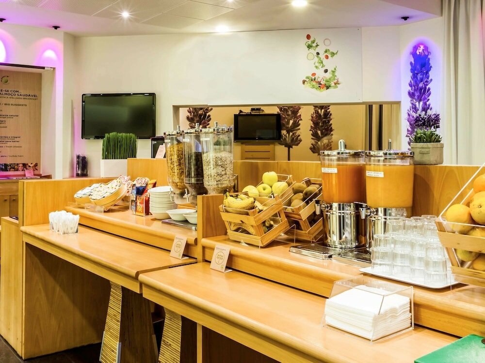 Фото Ibis Evora Hotel