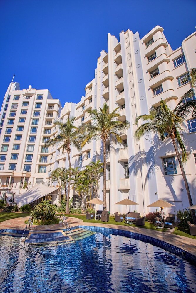 Фото Suncoast Hotel