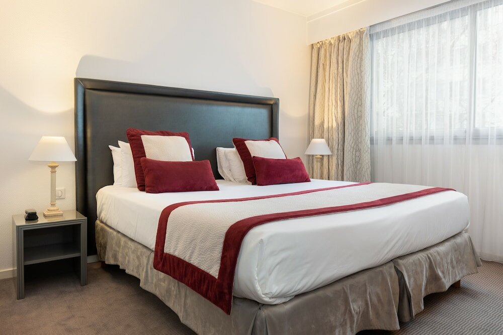 Фото Hôtel Charlemagne