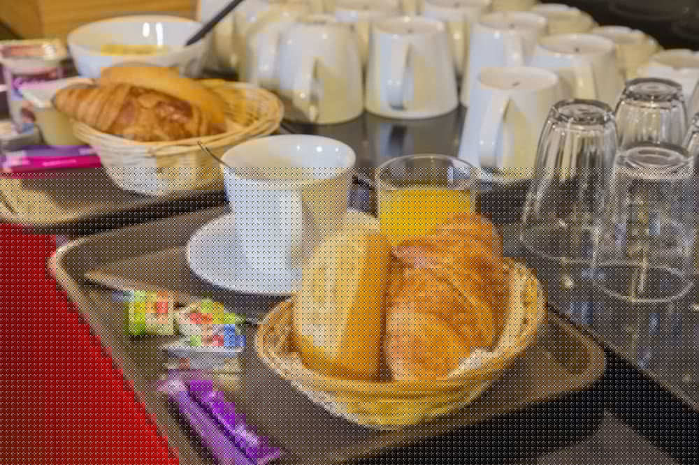 Фото Hipotel Paris Père Lachaise République