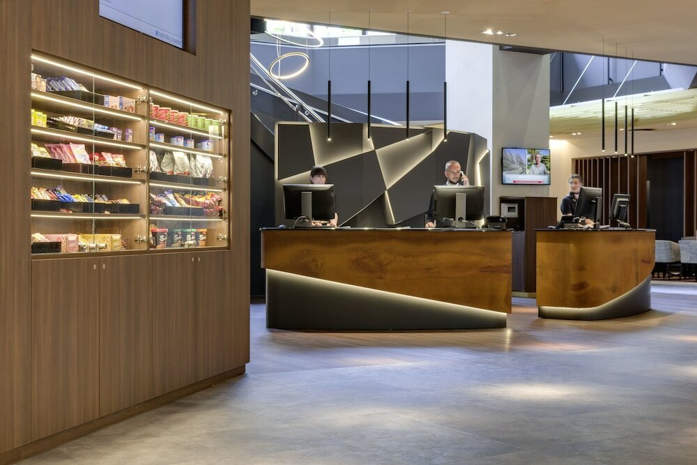 Фото Clayton Hotel Düsseldorf